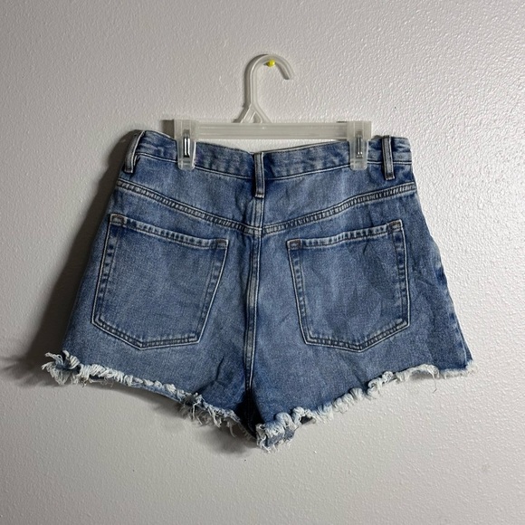 Pacsun Women Denim Ripped Vintage High Rise Shorts size 29. - Picture 6 of 9